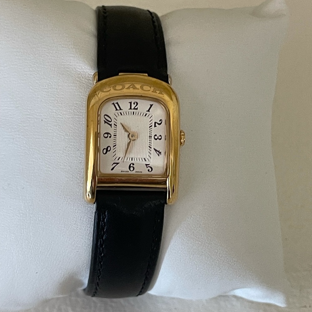 Men & women’s Coach watches in a great condition.